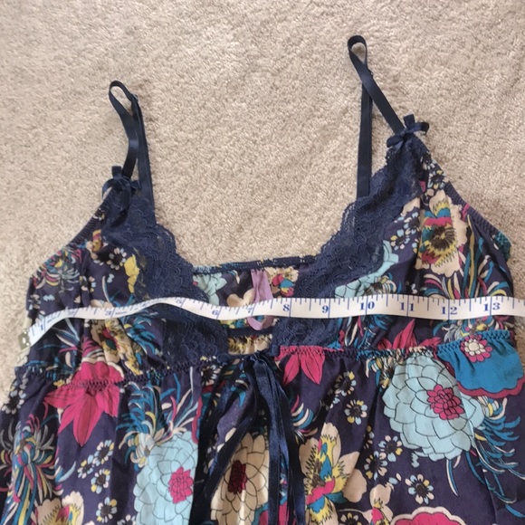 Floral Tie 🎀 Top and Blue Bustier Wrap Top - Picture 3 of 13